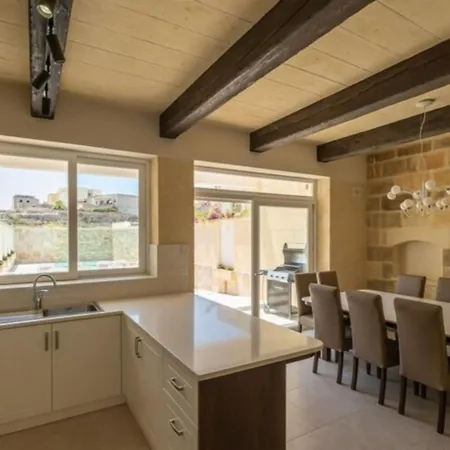 Villa Ta Spiru House Of Character With Heated Indoor Pool Munxar