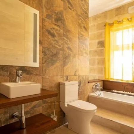 Ta Spiru House Of Character With Heated Indoor Pool * Munxar