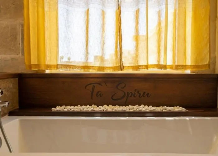 Ta Spiru House Of Character With Heated Indoor Pool Willa