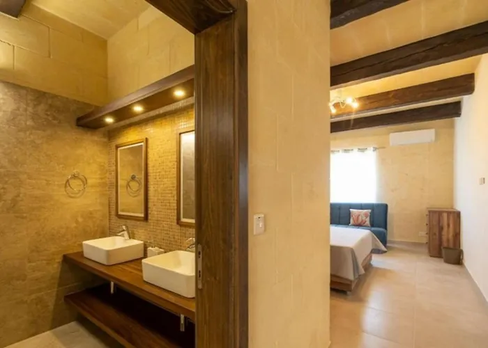 Ta Spiru House Of Character With Heated Indoor Pool Munxar